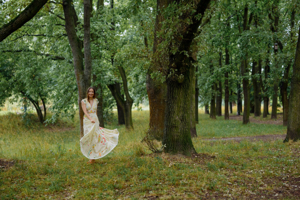 Paulina Wasiak from Reiki2Day, we offer Distant Reiki sessions and Lucid Dreaming Teachings.